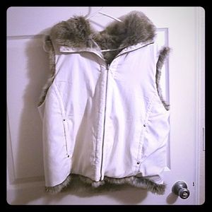 Fake fur vest